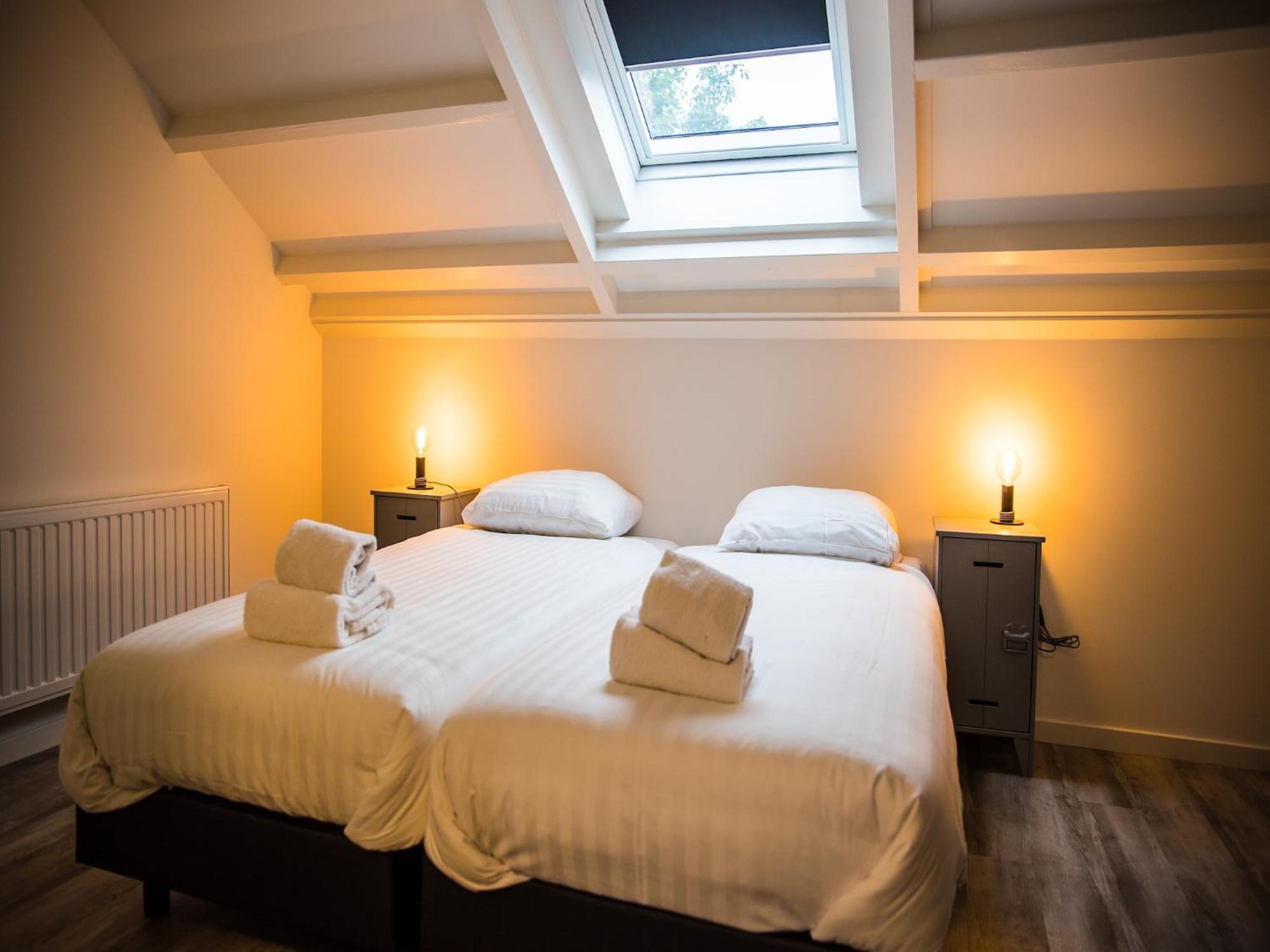 Cozy Holiday Home In Vrouwenpolder Close To The Beach Bagian luar foto