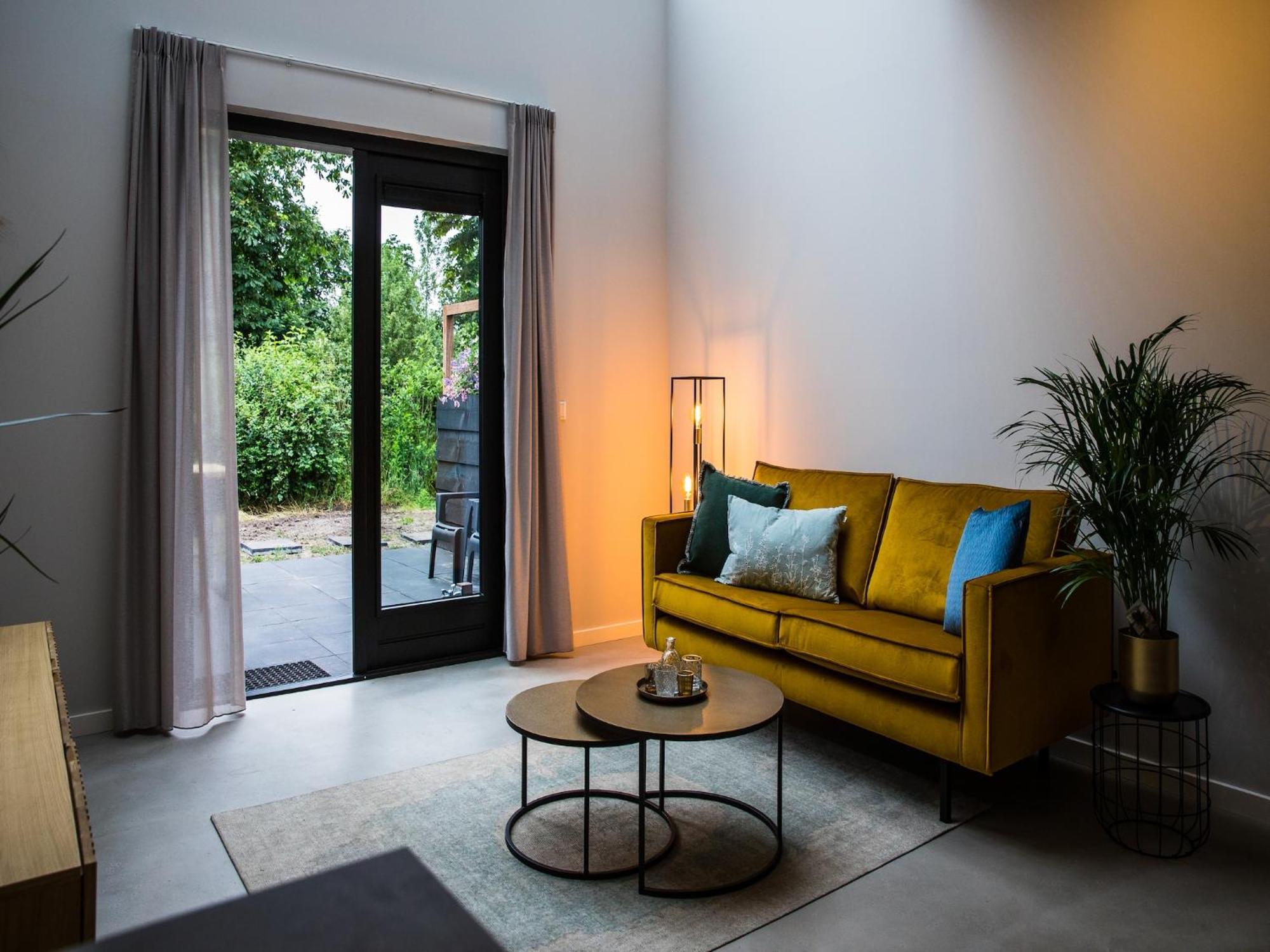 Cozy Holiday Home In Vrouwenpolder Close To The Beach Bagian luar foto