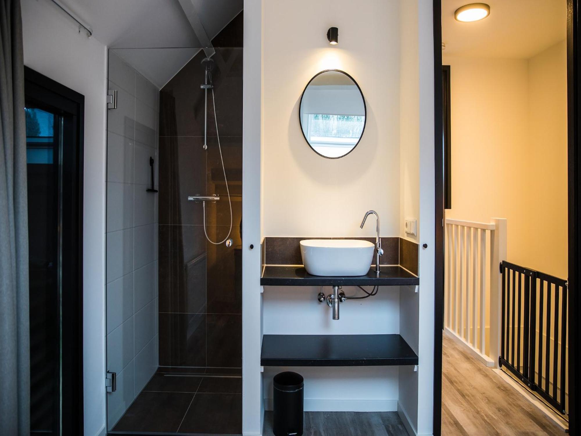 Cozy Holiday Home In Vrouwenpolder Close To The Beach Bagian luar foto