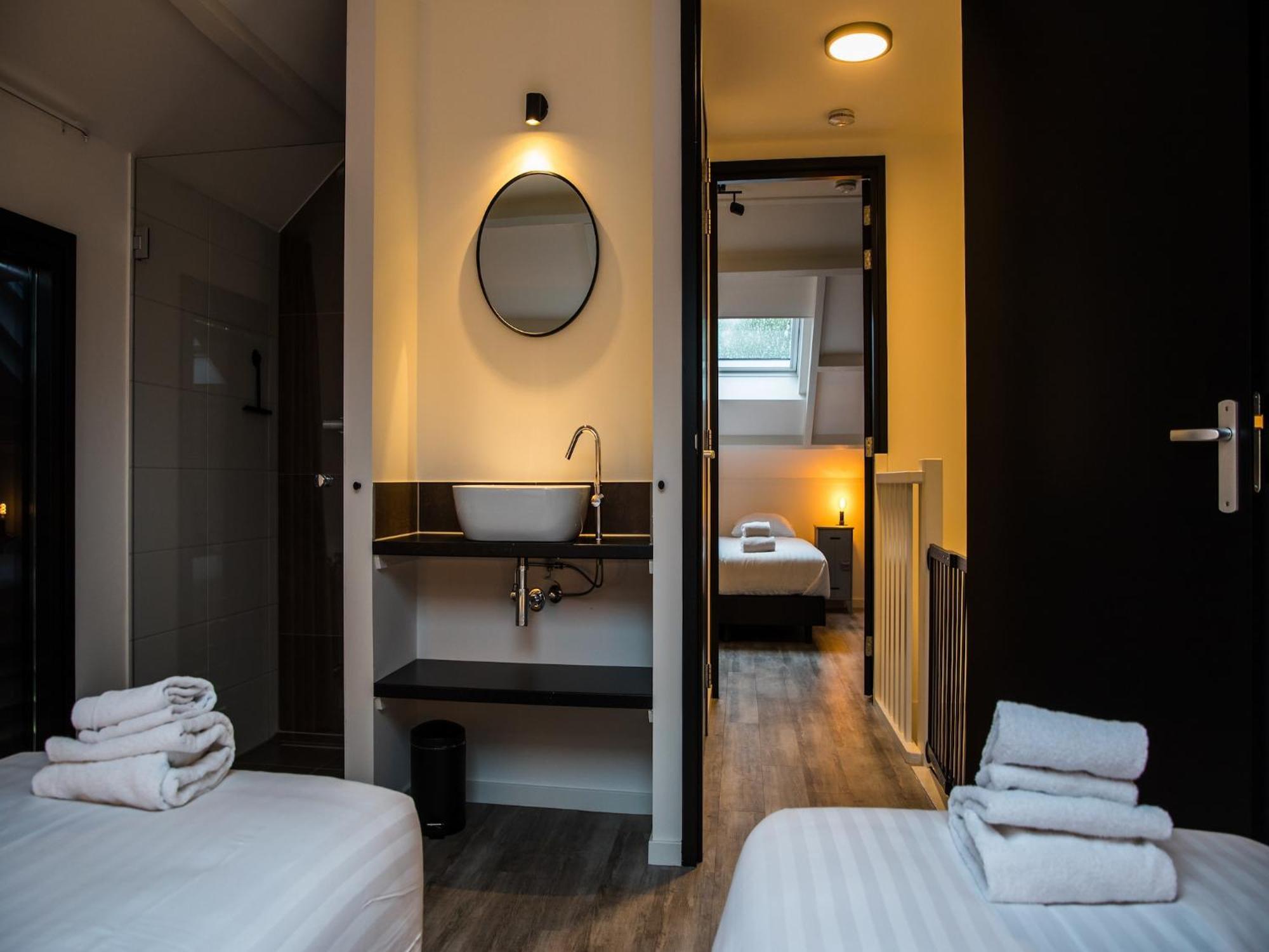 Cozy Holiday Home In Vrouwenpolder Close To The Beach Bagian luar foto
