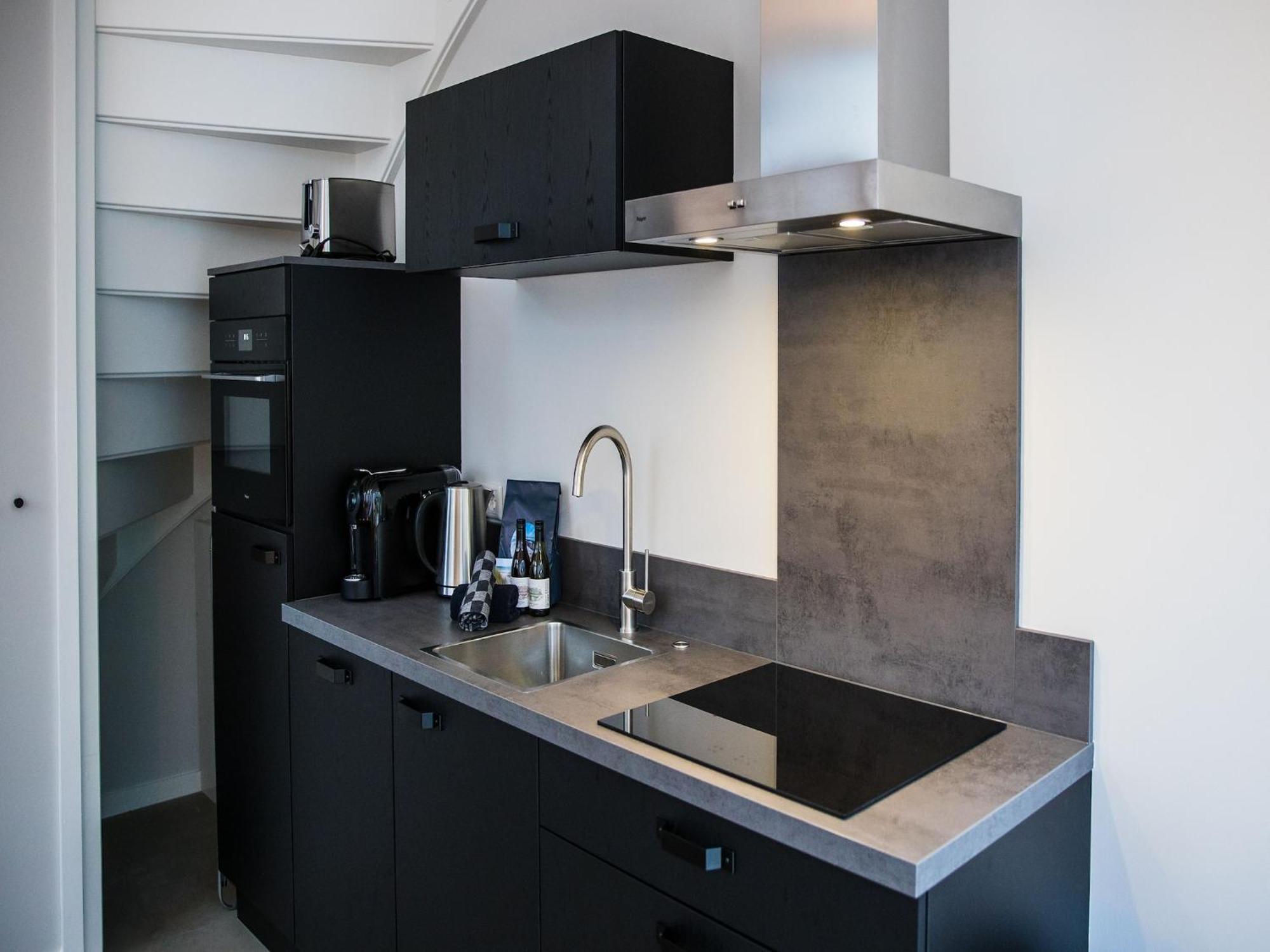 Cozy Holiday Home In Vrouwenpolder Close To The Beach Bagian luar foto