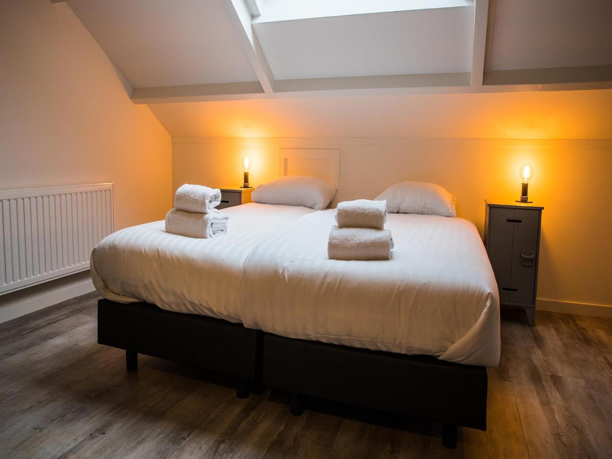 Cozy Holiday Home In Vrouwenpolder Close To The Beach Bagian luar foto